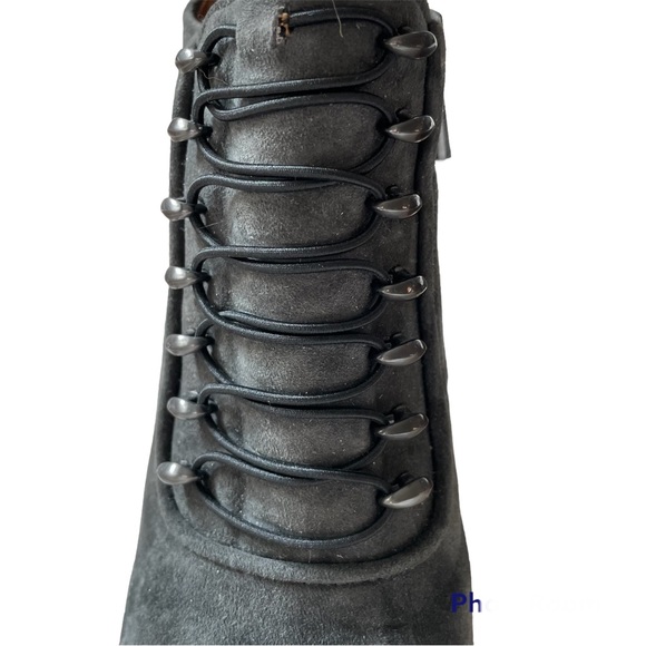 🌸 Vince Camuto suede booties - Picture 10 of 11